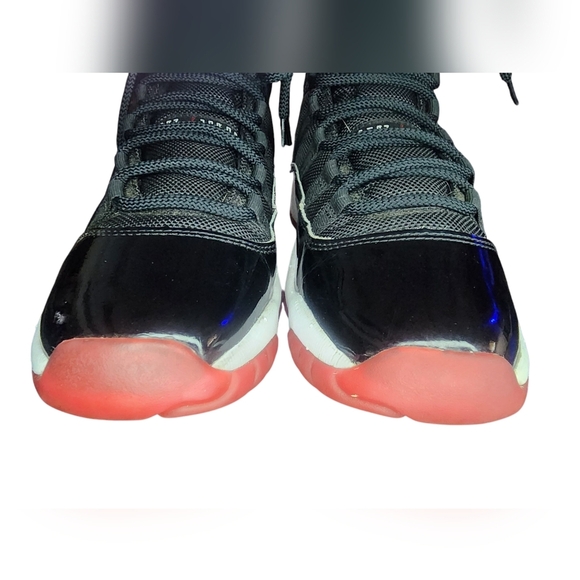 Nike Air Jordan Retro 11, Big Boys Size 5 - Picture 8 of 9